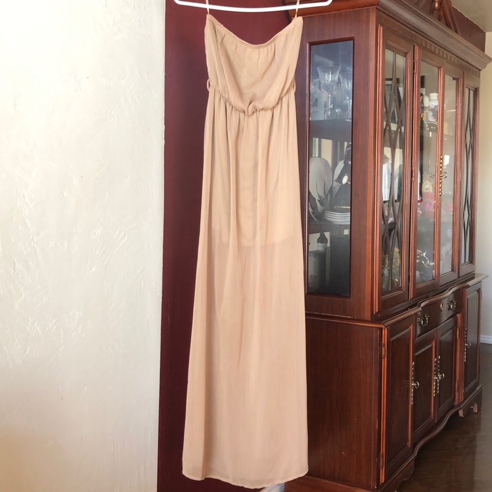 Gold dress!